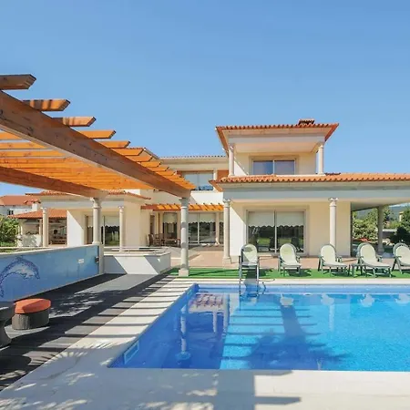 Villa Samo Sleeps 8 Wifi *